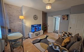 Primos Executive - 2 Bedroom House In Wallsend